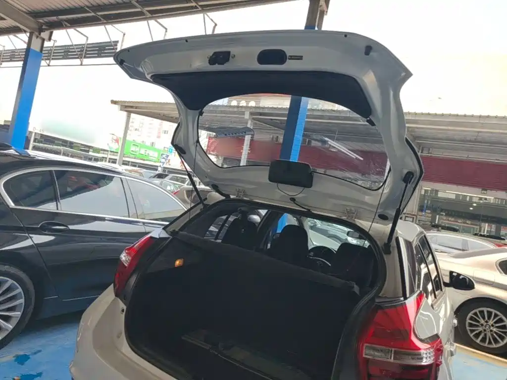 Toyota Vios FS 2018 — фото 19