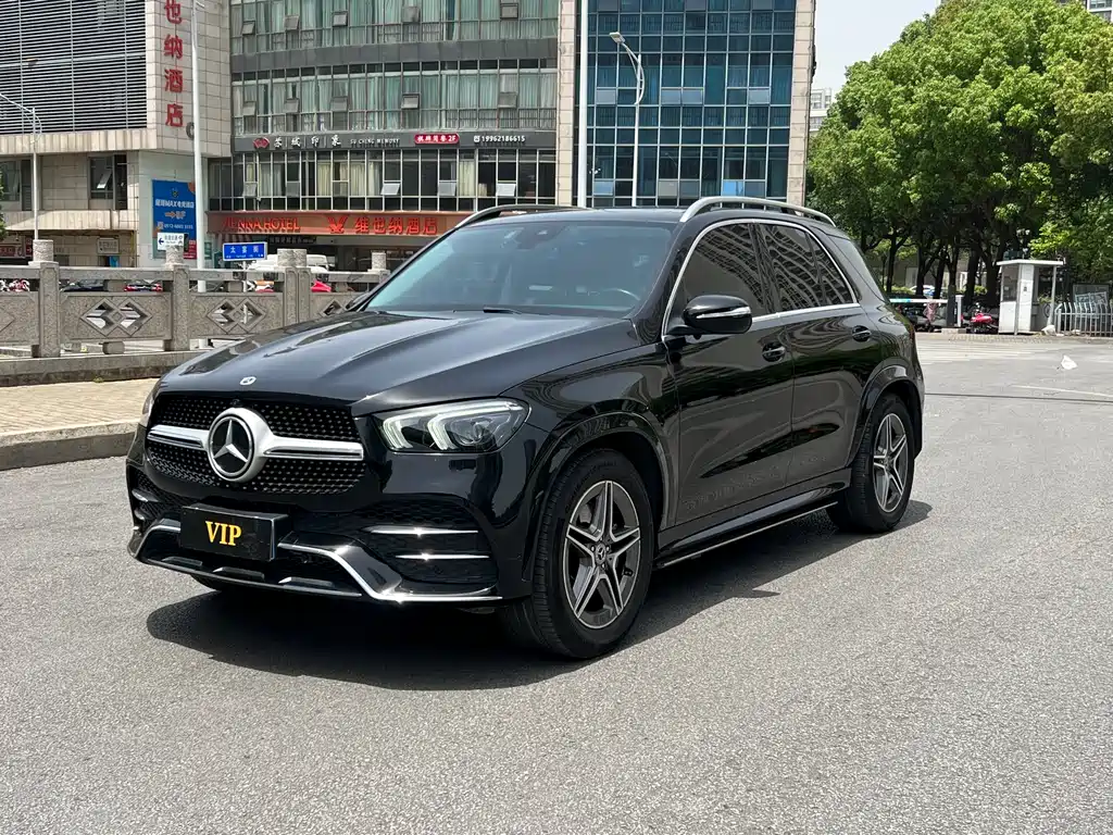 Mercedes-Benz GLE 2021 — фото 1