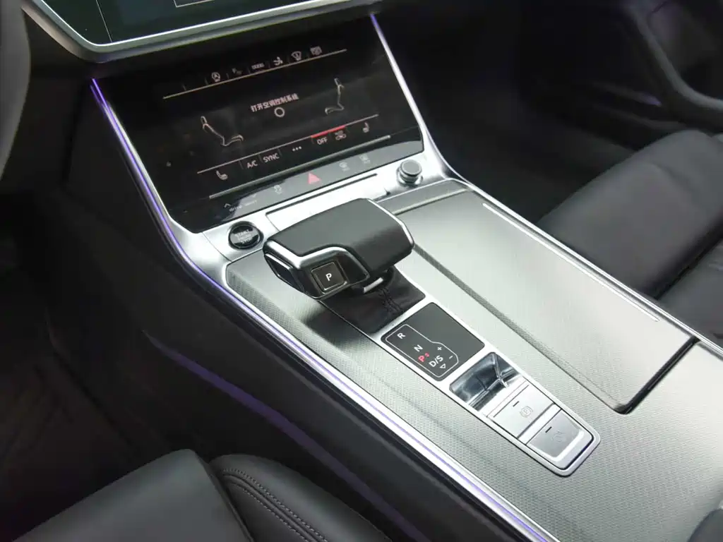 Audi A7 2023 — фото 10