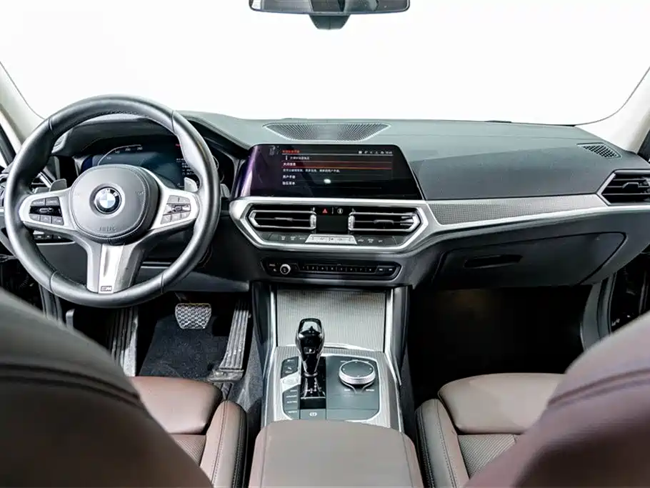 BMW 3 Series 2022 — фото 12