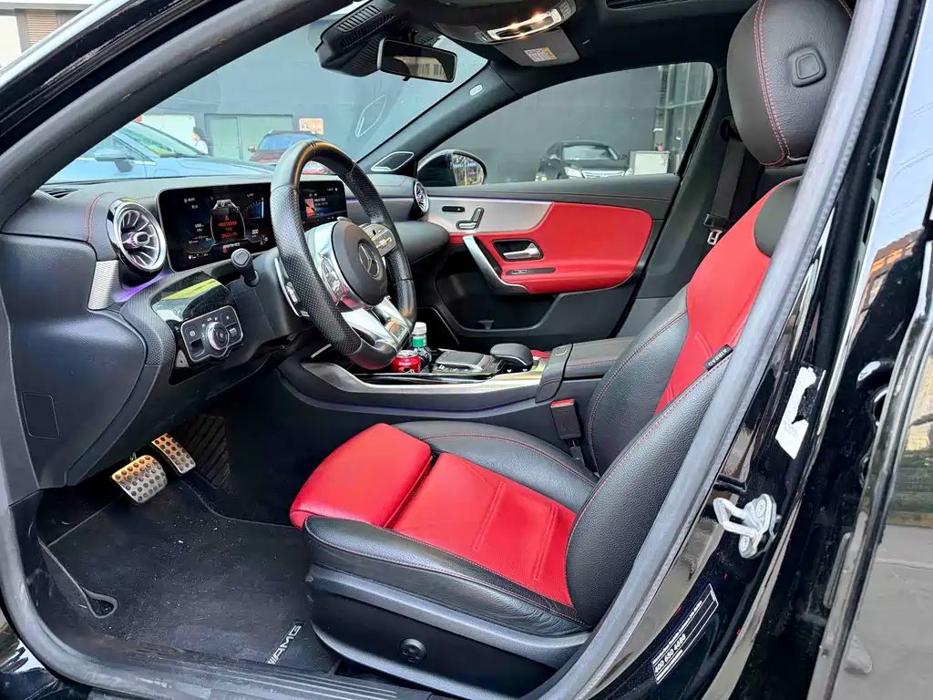 Mercedes-Benz A-Class AMG 2020 — фото 3