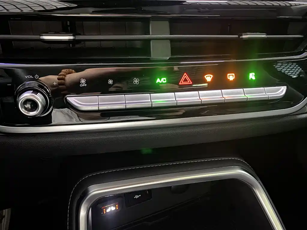 Haval H6 2023 — фото 12