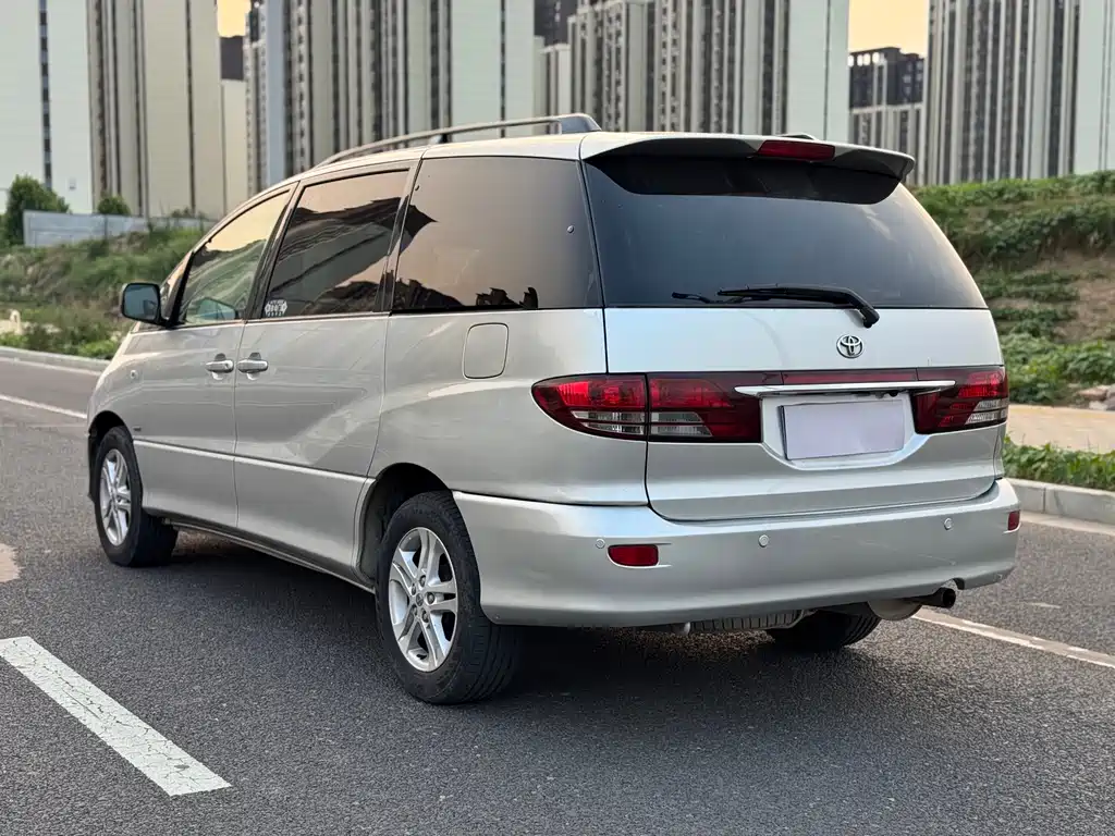 Toyota Previa 2005