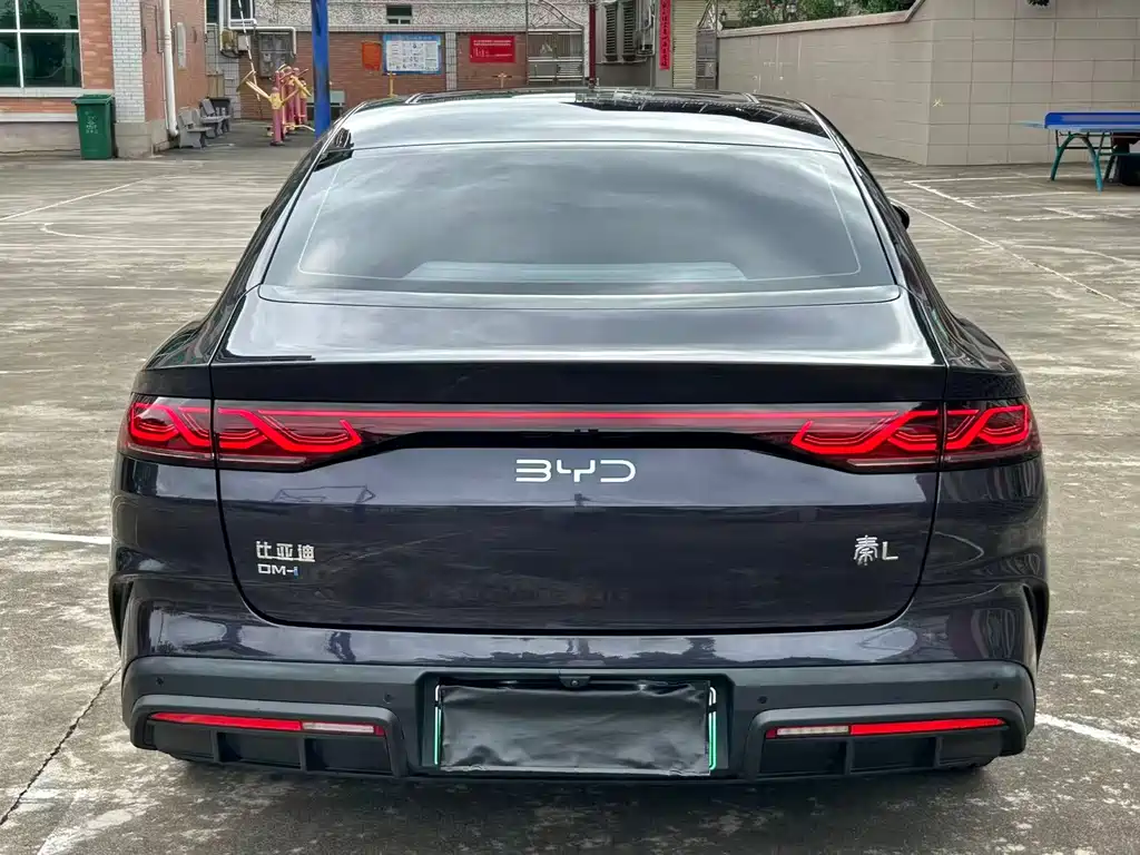 BYD Qin L 2024 — фото 8