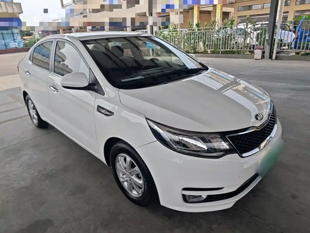 Kia K2 2015