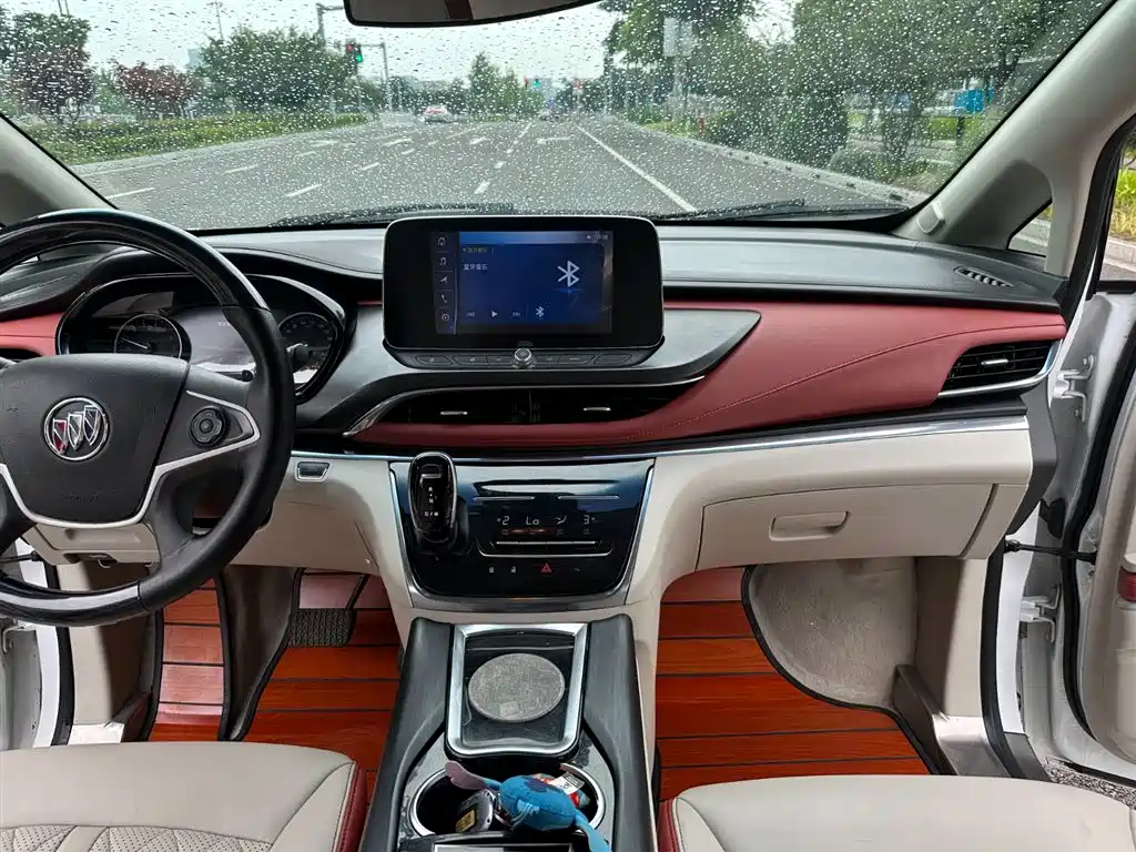 Buick GL8 2020