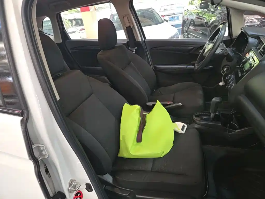 Honda Fit 2016 — фото 25