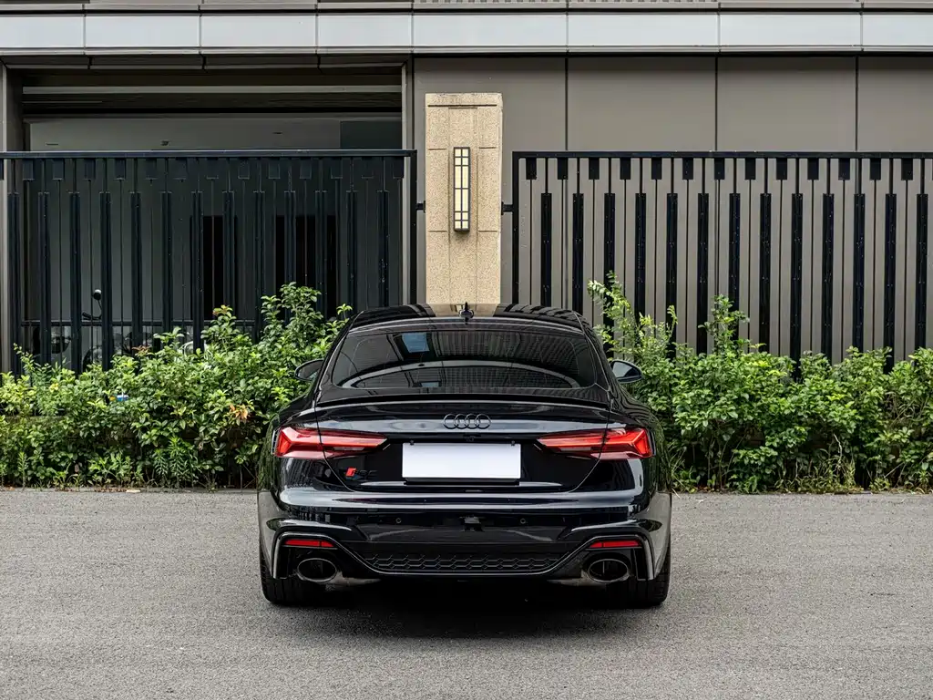 Audi RS 5 2023