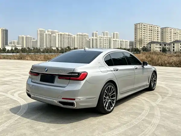 BMW 7 Series 2015