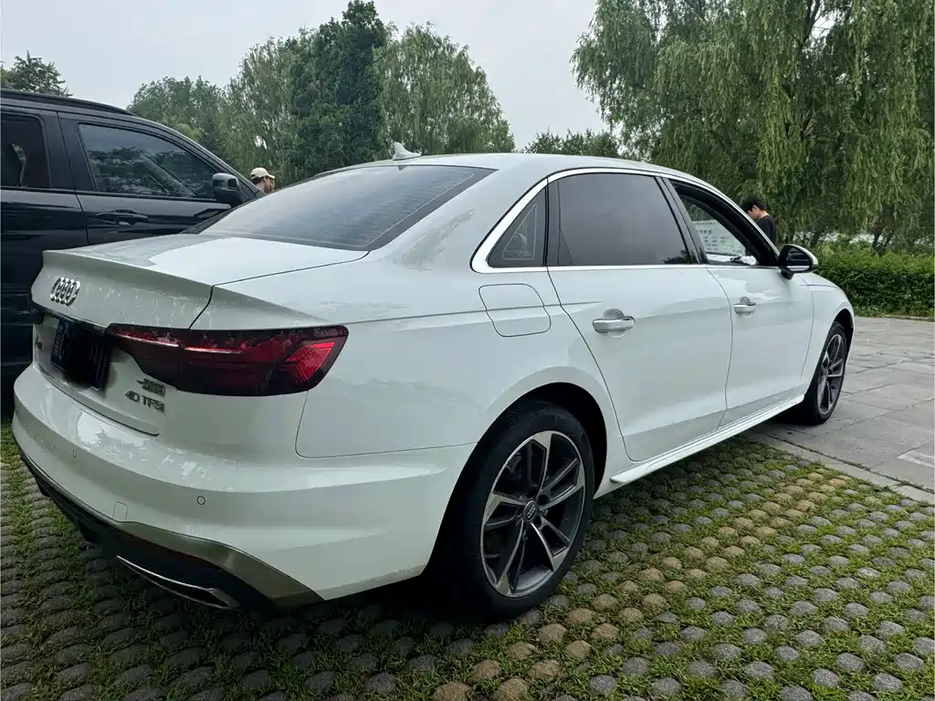 Audi A4L 2023