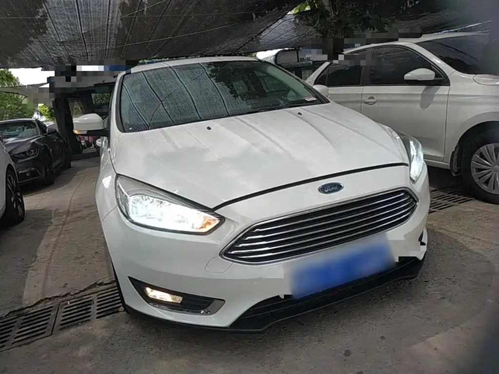Ford Focus 2015 — фото 4
