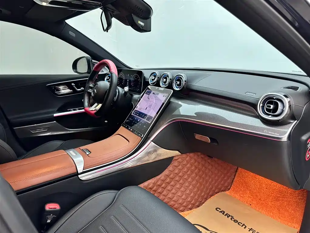 Mercedes-Benz C-Class 2024 — фото 11
