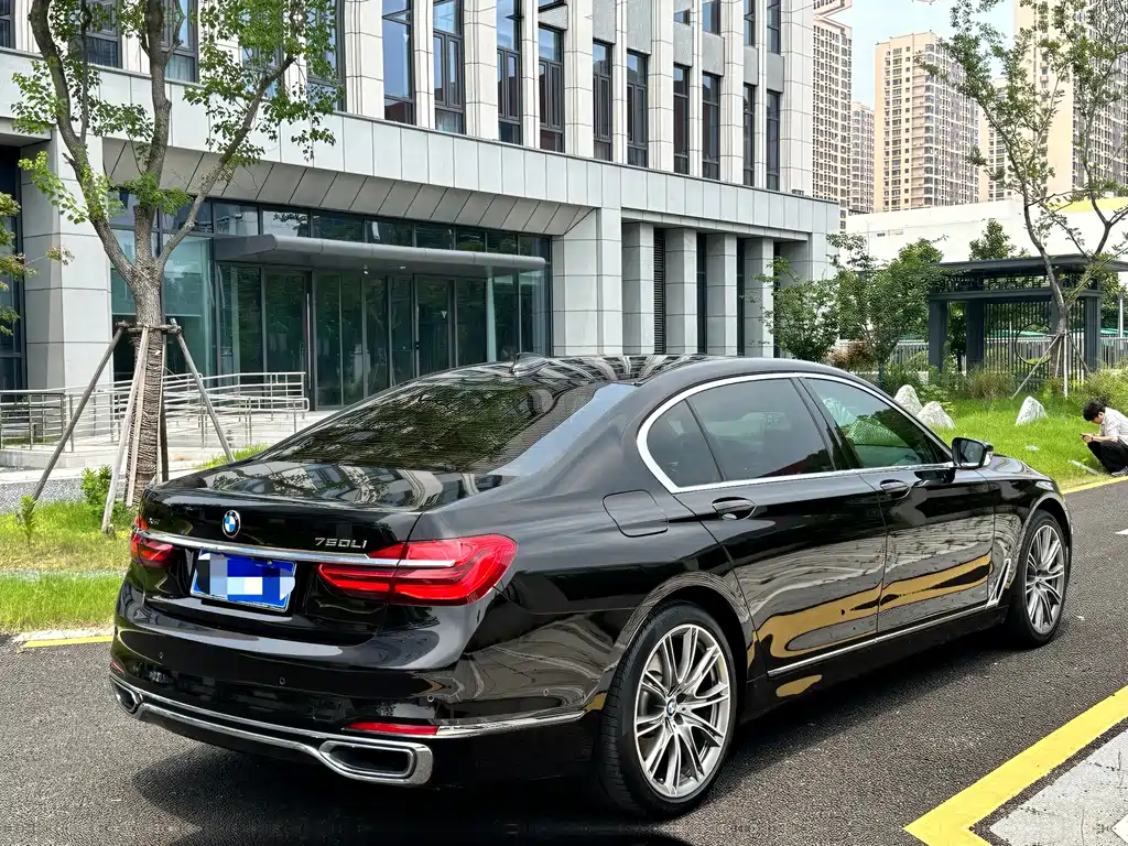 BMW 7 Series 2018