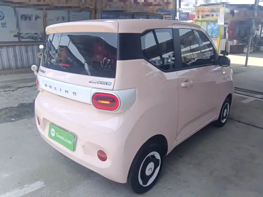 Wuling MINIEV 2025