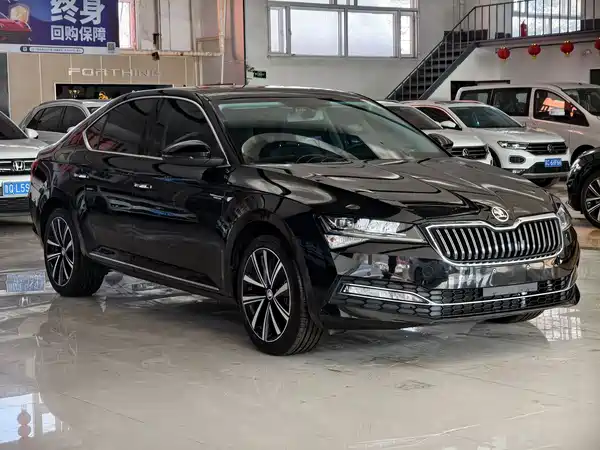 Skoda Superb 2023