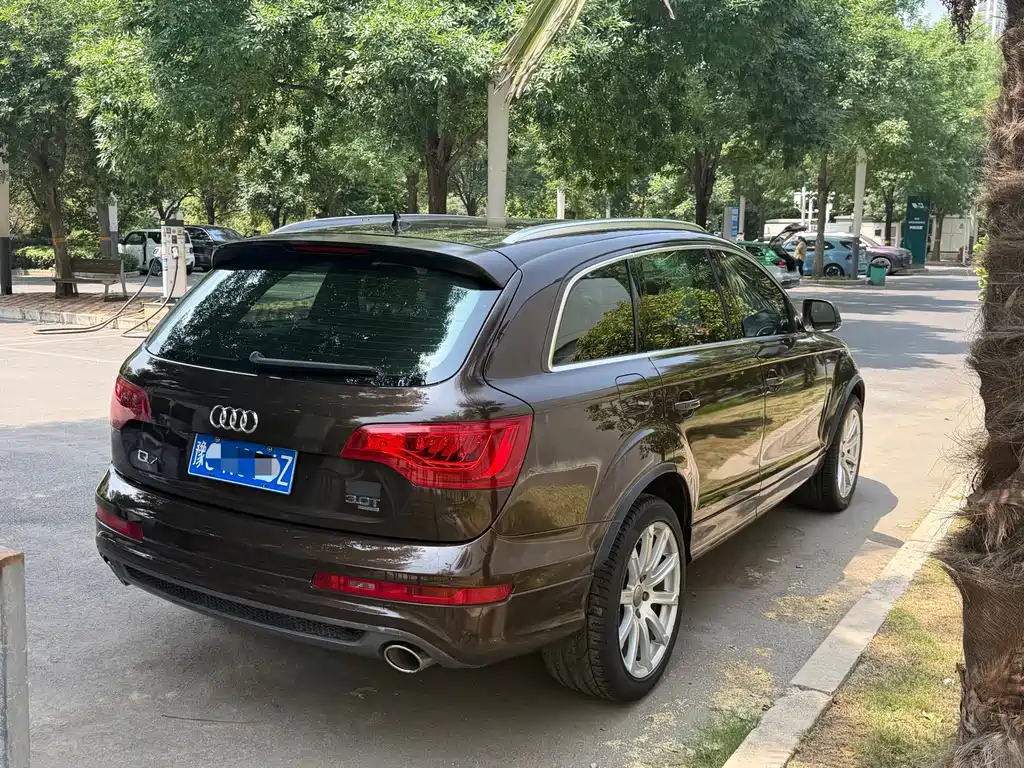 Audi Q7 2013 — фото 15