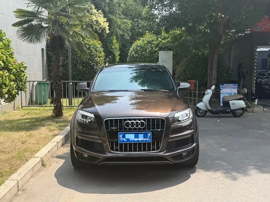 Audi Q7 2013