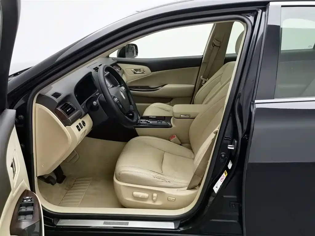 Toyota Crown 2010 — фото 10