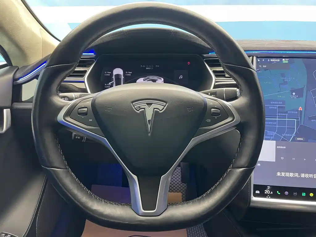 Tesla Model S 2016 — фото 20