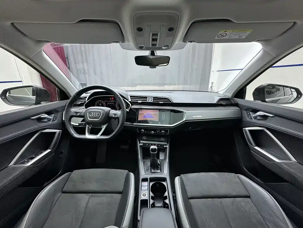 Audi Q3 2022 — фото 11