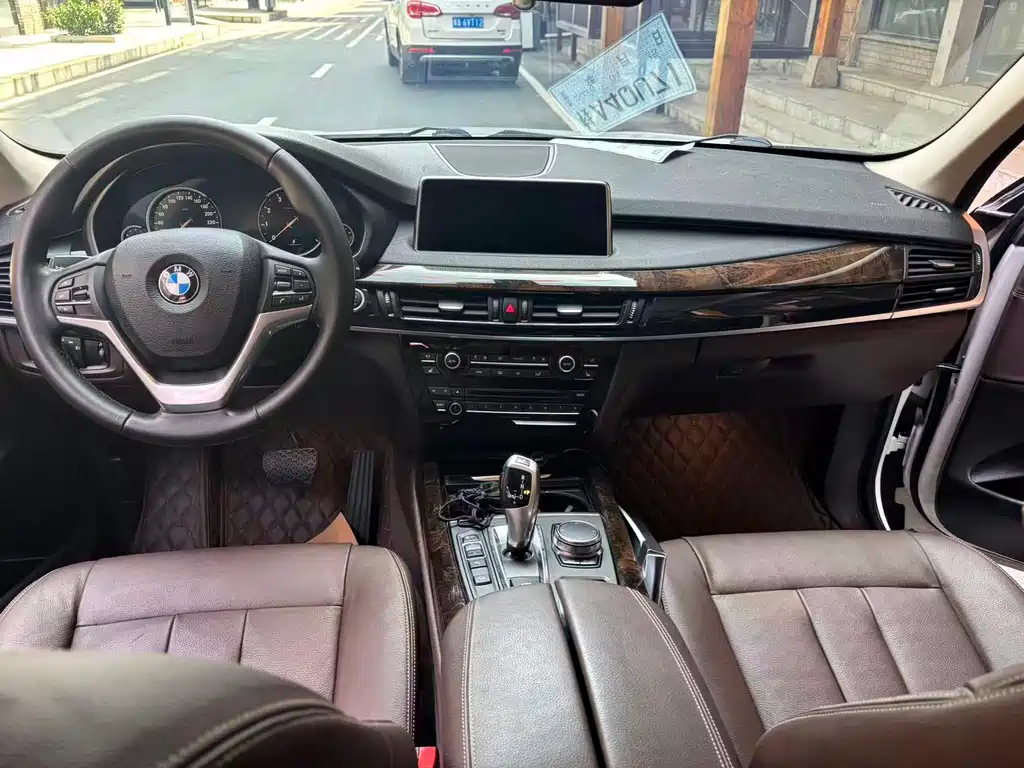 BMW X5 2018 — фото 4