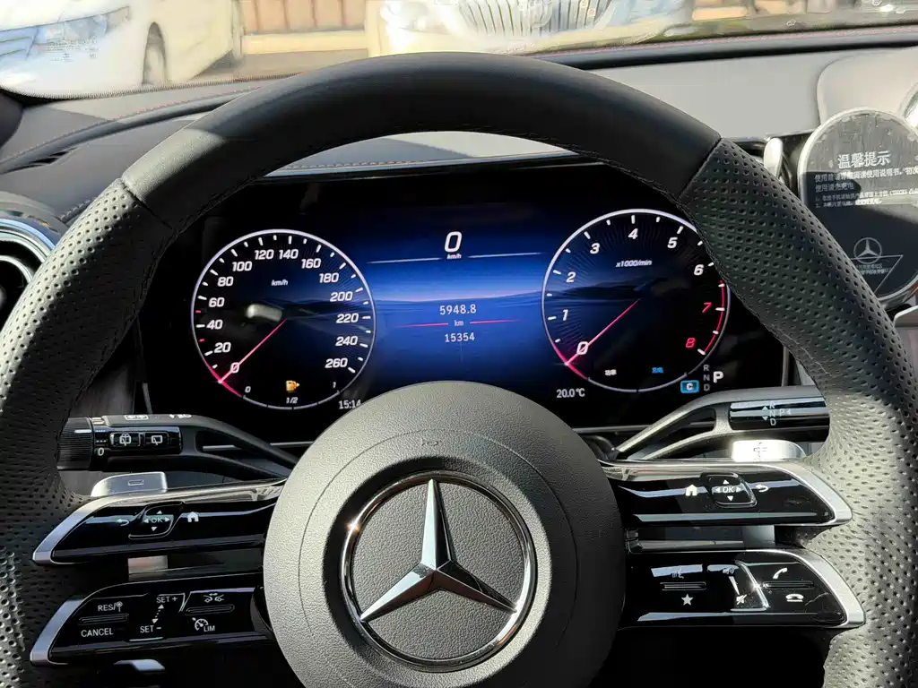 Mercedes-Benz GLC 2025 — фото 17