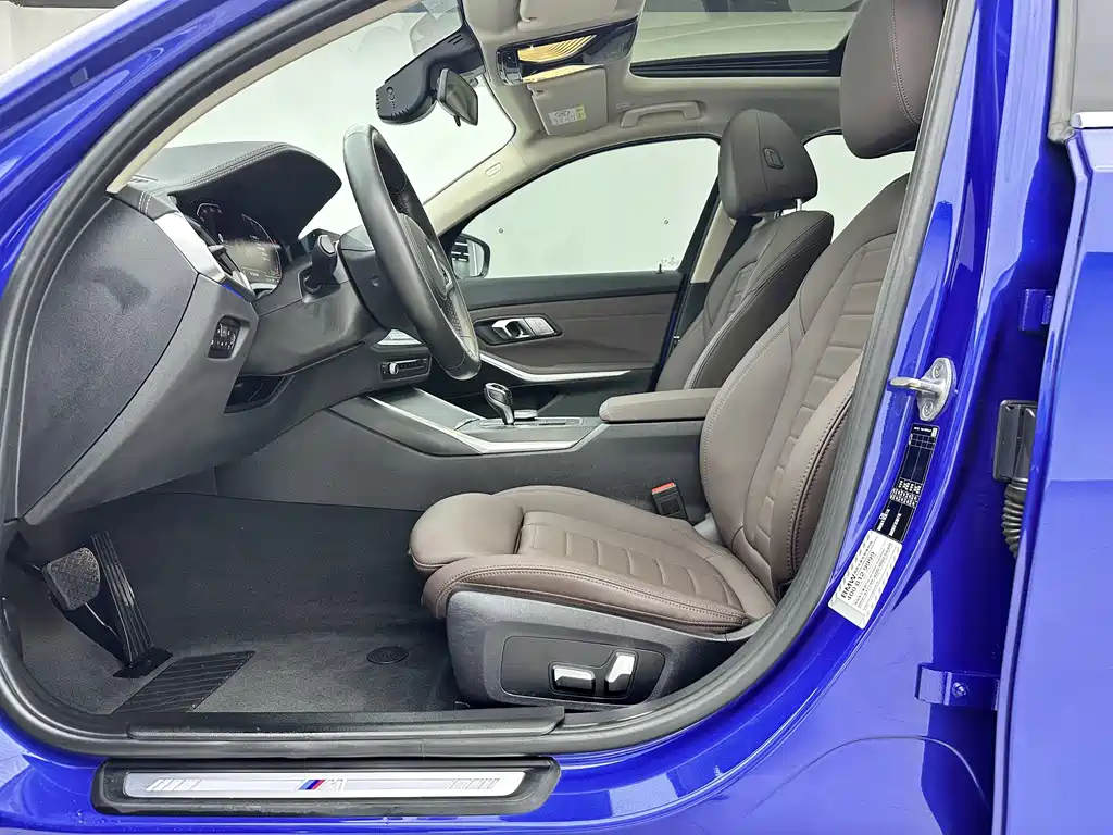 BMW 3 Series 2020 — фото 17