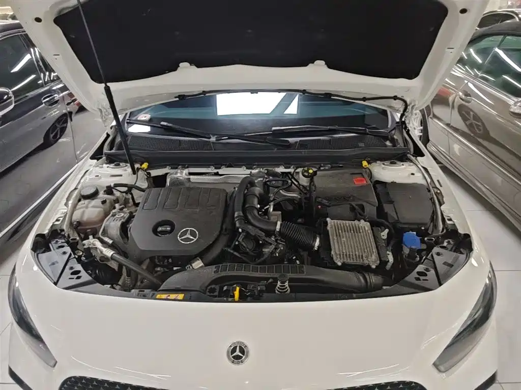 Mercedes-Benz A-Class 2024 — фото 20