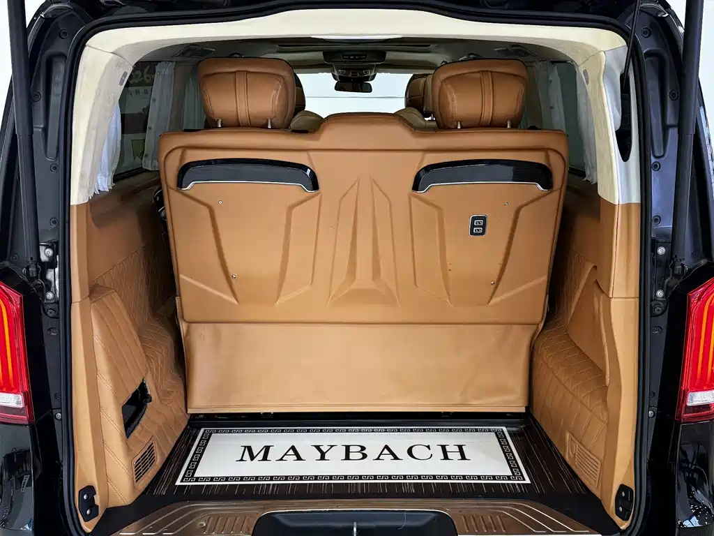 Mercedes-Benz V-Class 2021 — фото 21