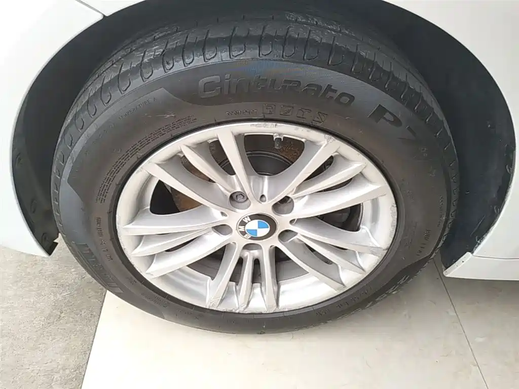 BMW 3 Series 2015 — фото 23