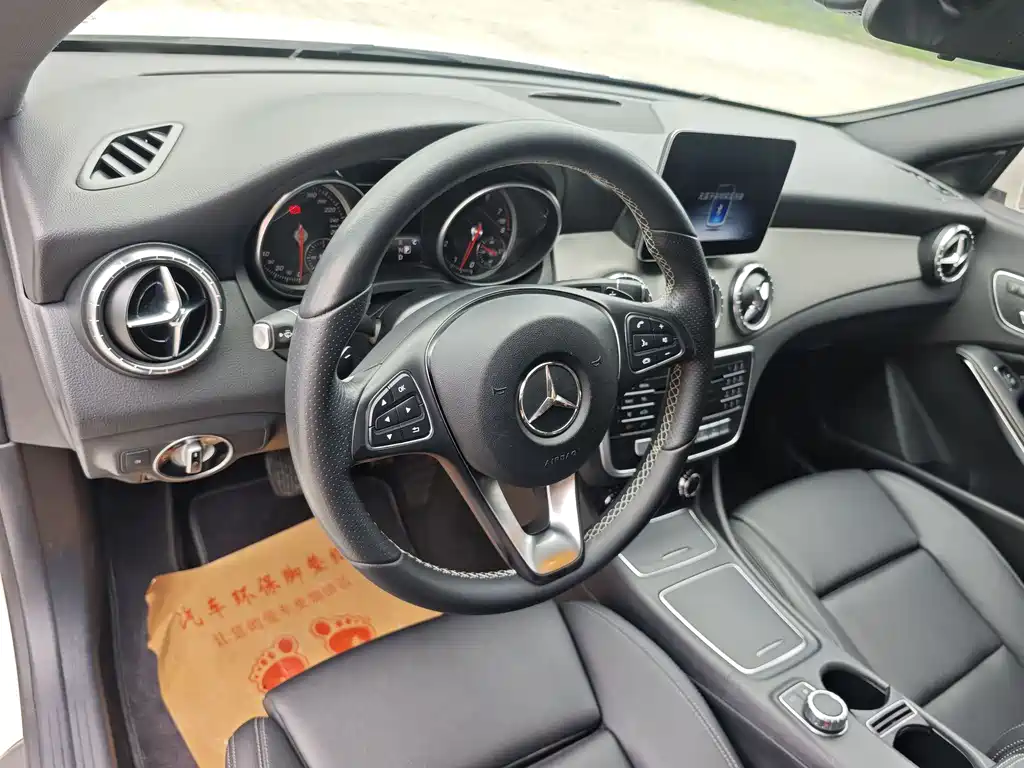 Mercedes-Benz CLA 2018 — фото 10