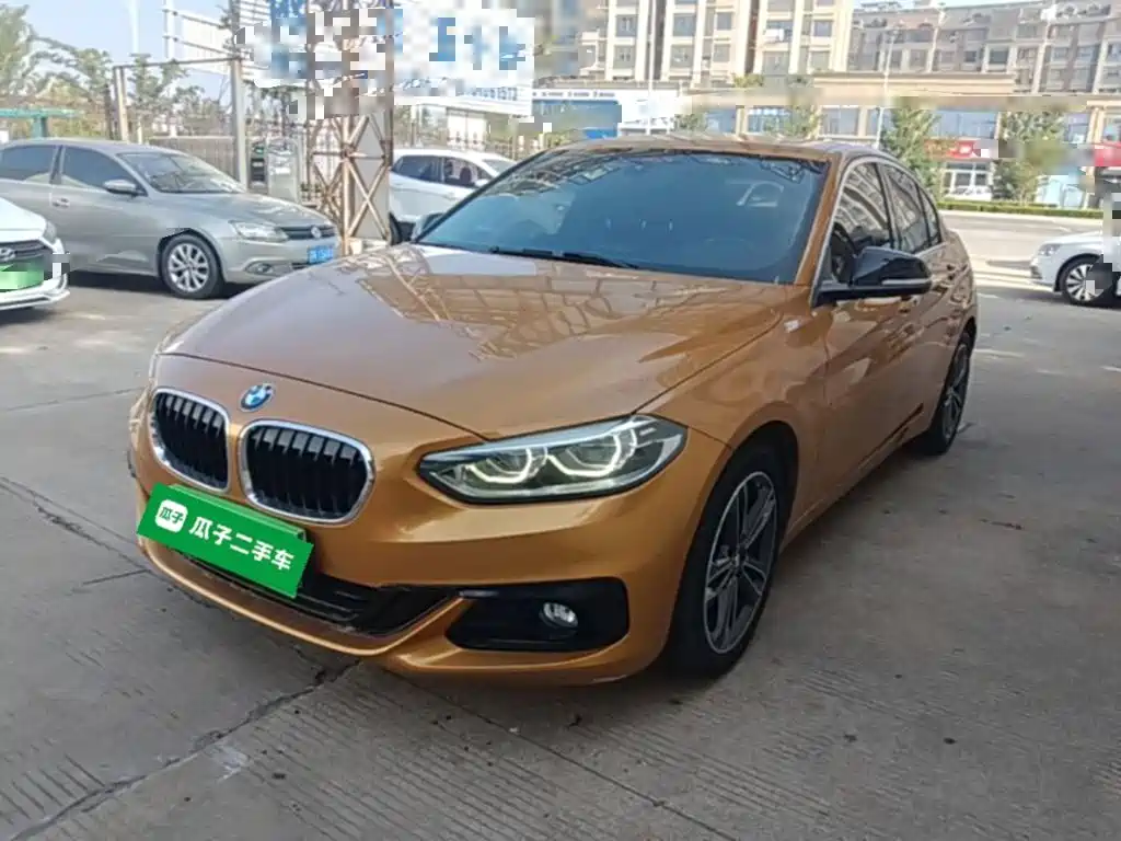 BMW 1 Series 2017 — фото 1