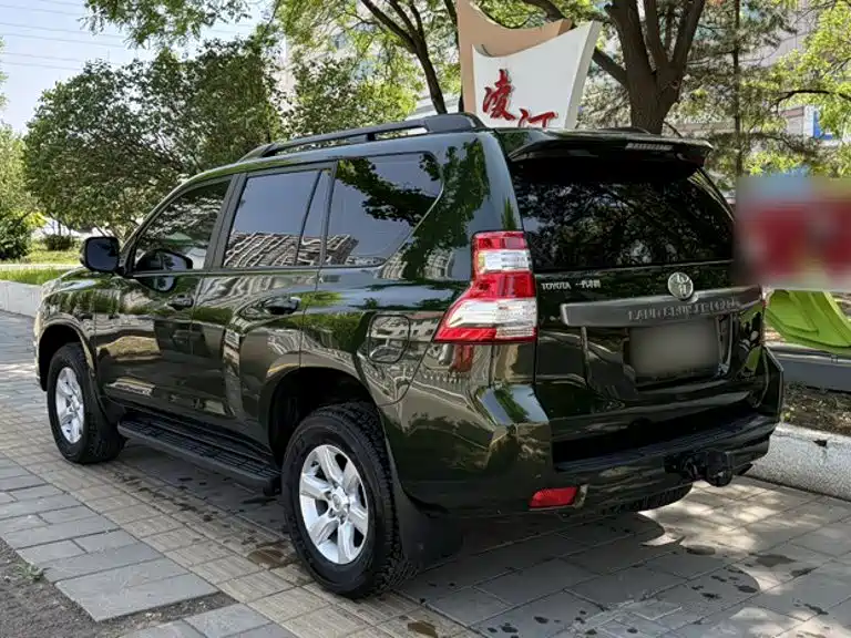 Toyota Prado 2016