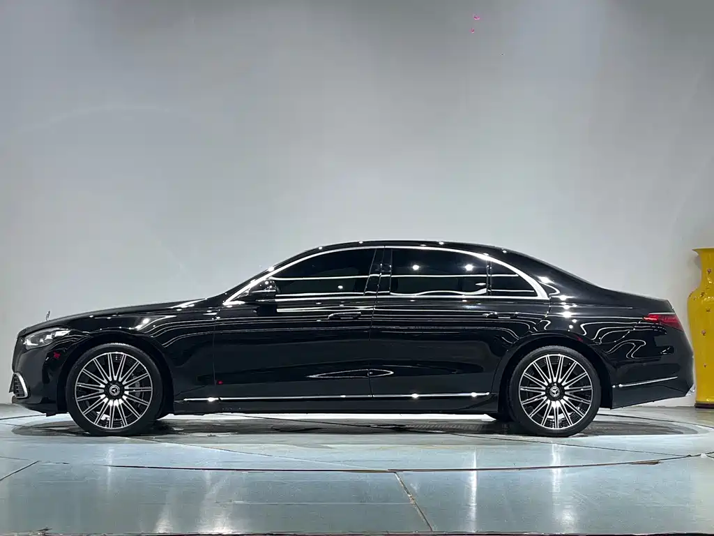 Mercedes-Benz S-Class 2023 — фото 22