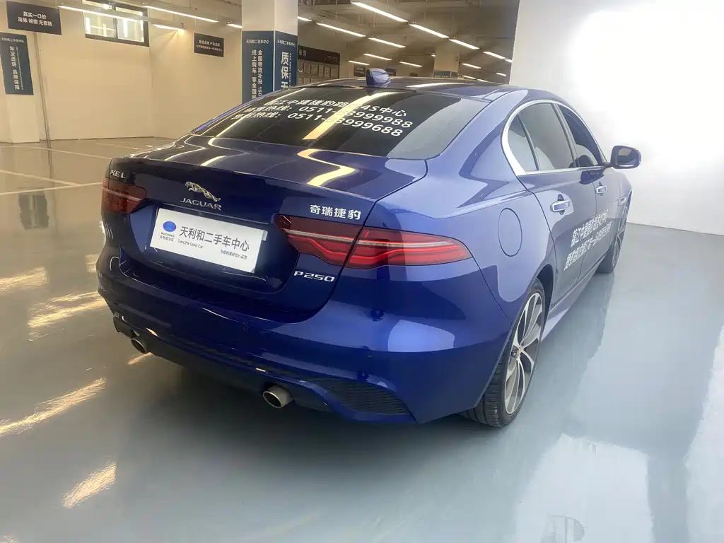 Jaguar XEL 2021 — фото 17