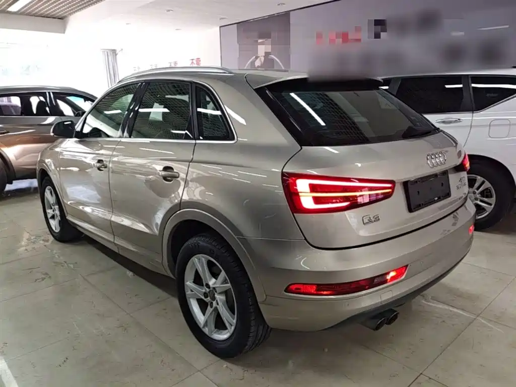 Audi Q3 2017 — фото 5