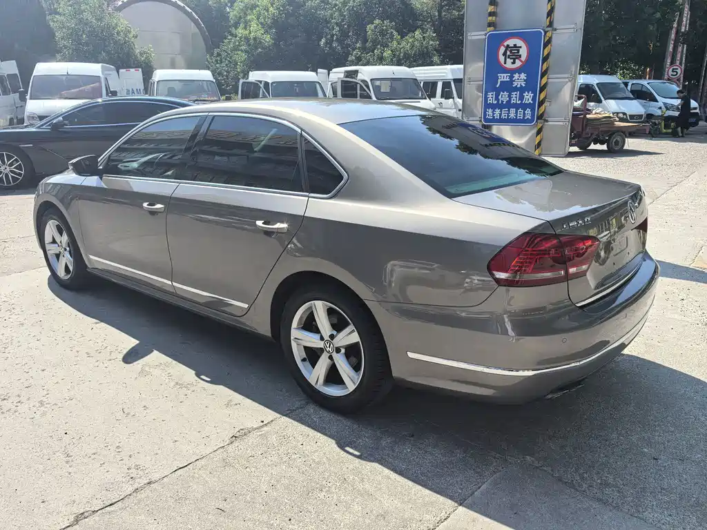 Volkswagen Passat 2014