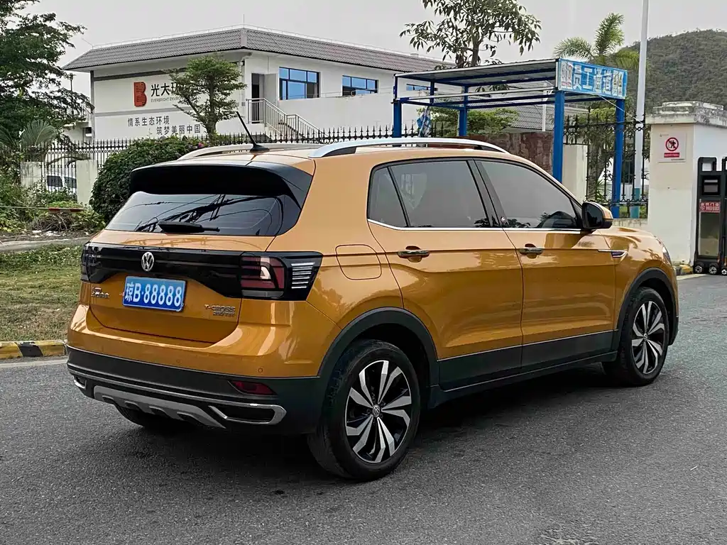 Volkswagen T-Cross 2019