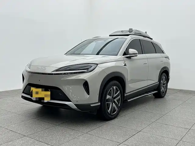 BYD Sealion 07 DM-i 2025