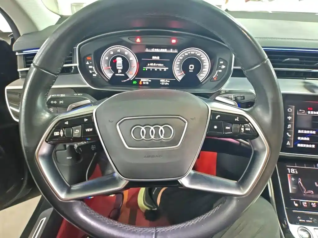 Audi A8 2022 — фото 11