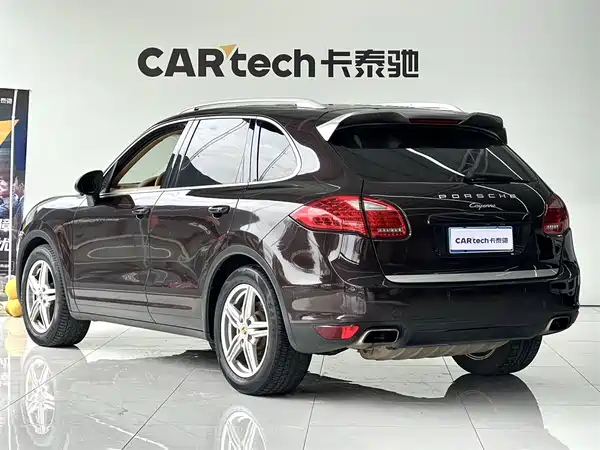 Porsche Cayenne 2014