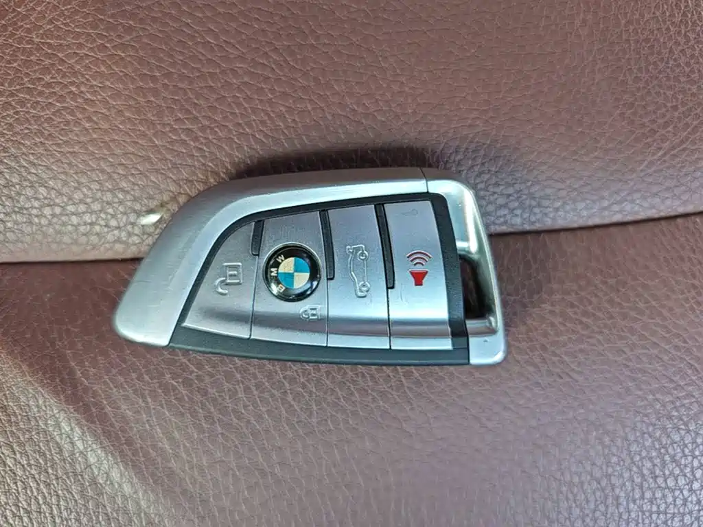 BMW 5 Series GT 2017 — фото 9