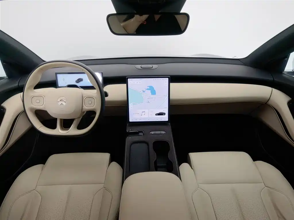 NIO ET5 2024