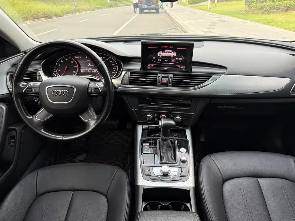 Audi A6L 2015 — фото 19