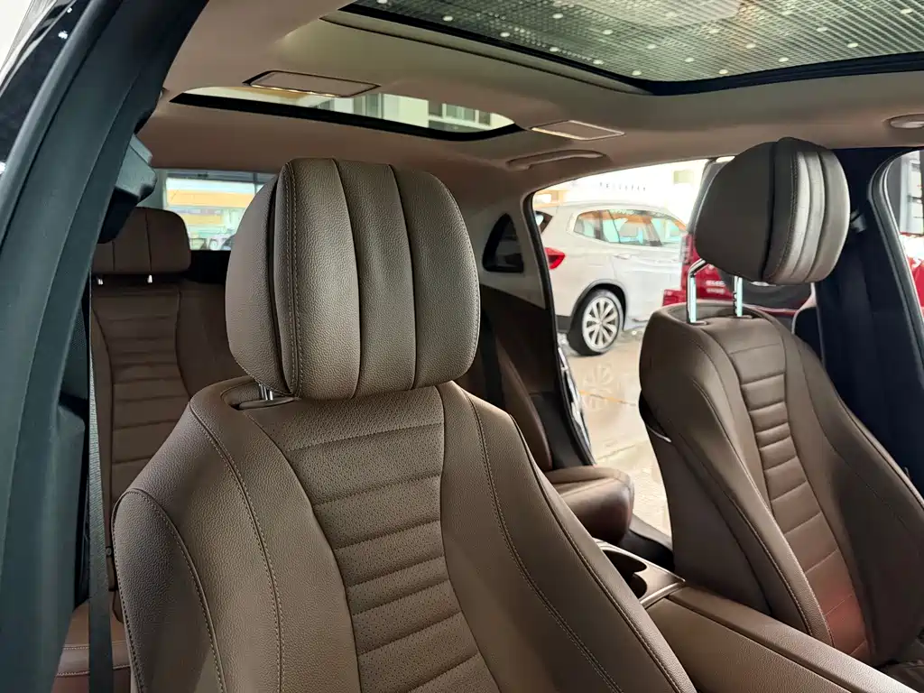 Mercedes-Benz E-Class 2020 — фото 13