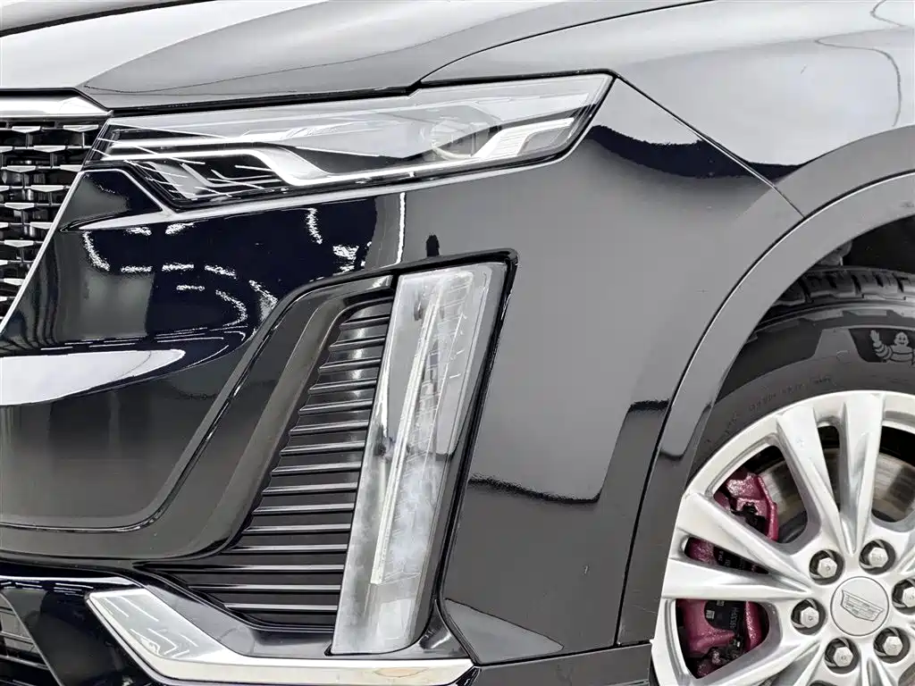 Cadillac XT6 2020 — фото 15