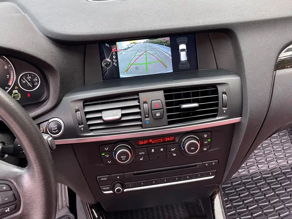 BMW X3 2014 — фото 10