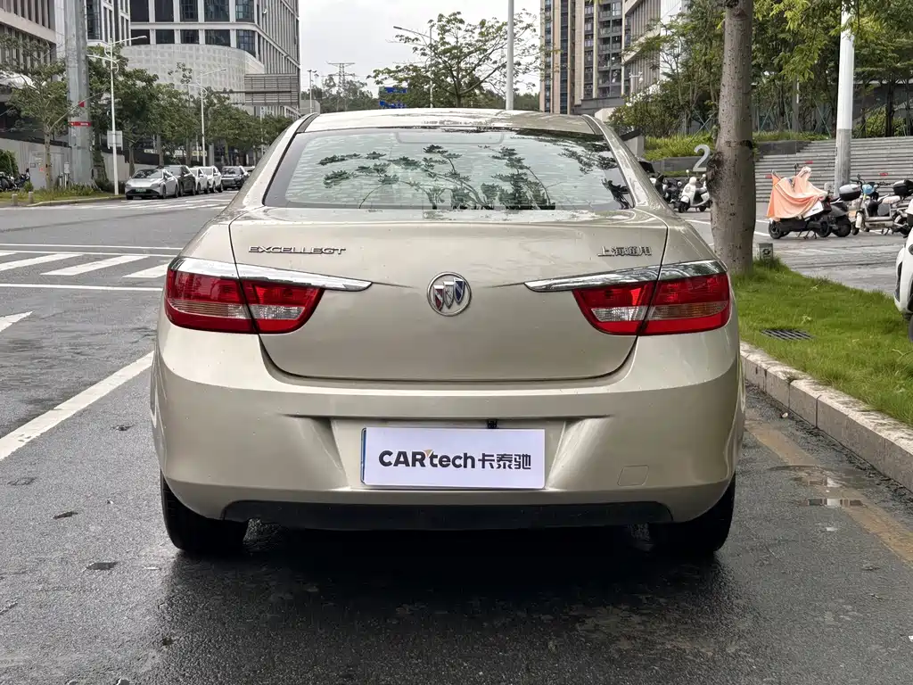 Buick Excelle 2013