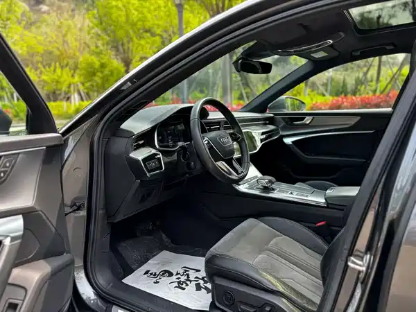 Audi A6L 2021