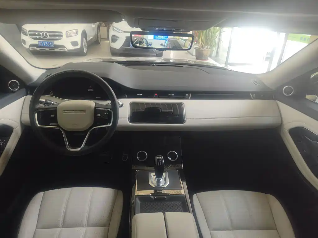 Land Rover Range Rover Evoque 2021 — фото 11